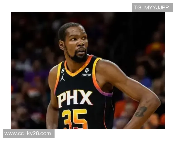 杜兰特被网友质疑不及乔科詹三巨头争议再起引发热议 杜兰特被网友质疑不及乔科詹三巨头争议再起引发热议