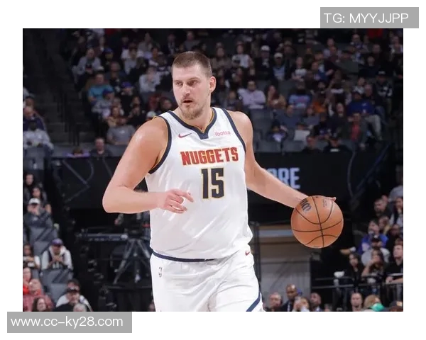 掘金半场小幅领先国王约基奇表现出色戈登贡献12分威少状态低迷三分球未能命中